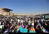 مسیرات الیوم الوطنی لمقارعة الاستکبار العالمی فی محافظتی أصفهان وبجنورد