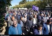 مسیرات الیوم الوطنی لمقارعة الاستکبار العالمی فی محافظتی أصفهان وبجنورد