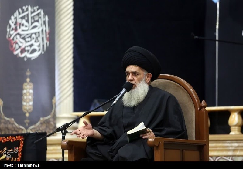 دفاع از ولایت درس بزرگ فاطمیه است