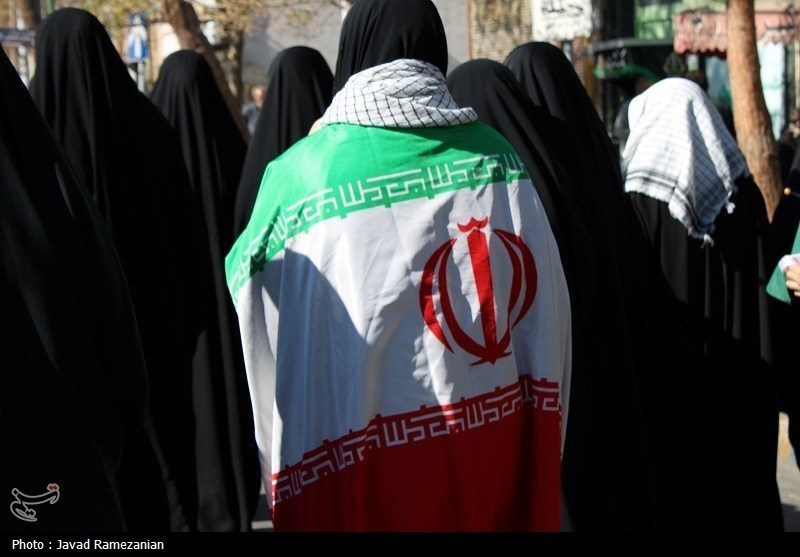 فصل بیداری در 13 آبان