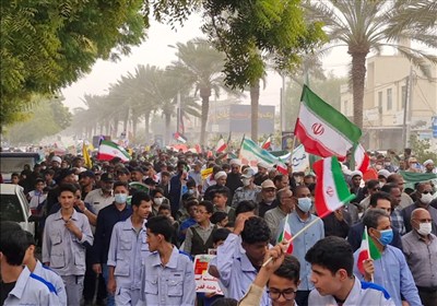 یادمان 13 آبان در قشم؛ تجدید پیمان با آرمان‌های انقلاب و مقابله با استکبار جهانی