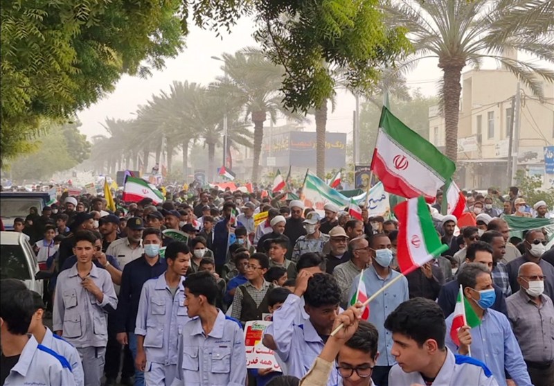 یادمان 13 آبان در قشم؛ تجدید پیمان با آرمان‌های انقلاب و مقابله با استکبار جهانی