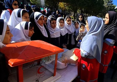 راهپیمایی 13 آبان ماه در لرستان