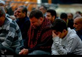 حال و هوای مسجد جمکران در شام عزای حضرت زهرا(س)