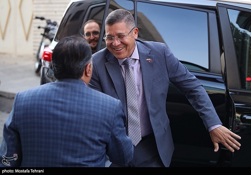 حضور خوزه رافائل سیلوا سفیر ونزوئلا در خبرگزاری تسنیم