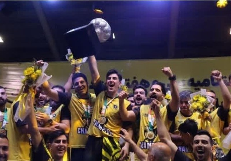 کاهش تعداد تیم‌های اصفهانی در لیگ برتر هندبال ناراحت کننده است
