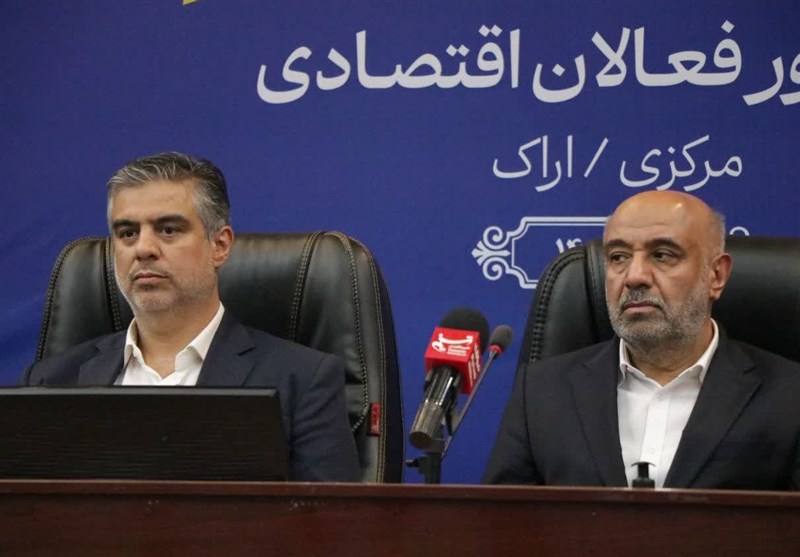 با معضل بیکاری فارغ‌التحصیلان در مرکز استان مرکزی مواجه هستیم