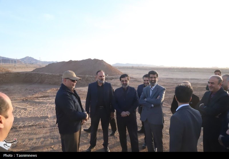 آغاز عملیات اجرایی احداث نیروگاه انرژی خورشیدی 350 مگاواتی در قم استانداری قم , اخبار استان قم ,