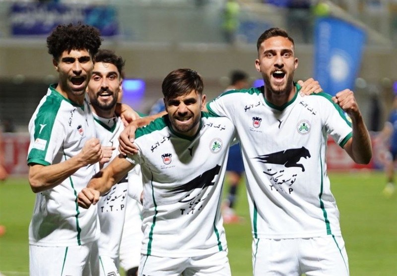 برد ارزشمند ذوب‌آهن در سیرجان / گاندوها مانع رسیدن گل‌گهر به استقلال شدند