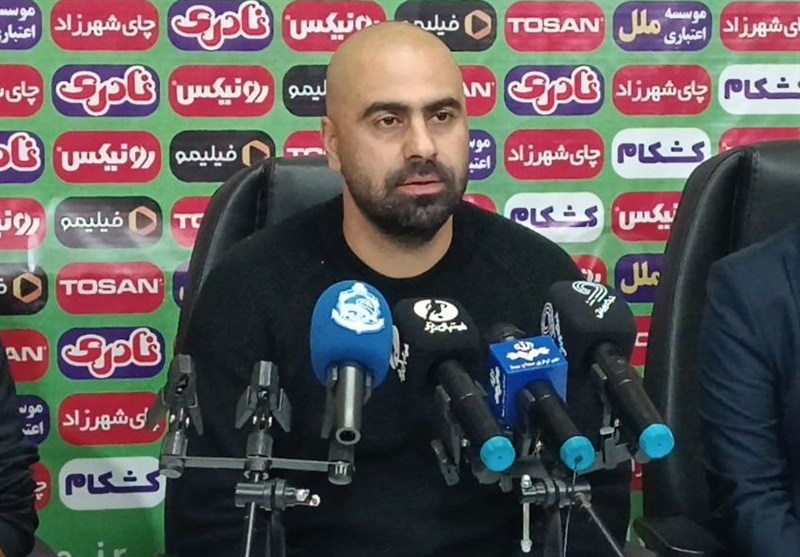 زارع: برخی تیم‌ها به جای فوتبال به روش‌های تخریبی روی آورده‌اند / سطح بازی امروز پایین‌تر از لیگ برتر بود