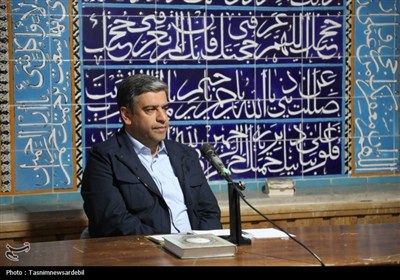 نشست صمیمی استاندار با بازیان و اصناف در شورای محله‌ای