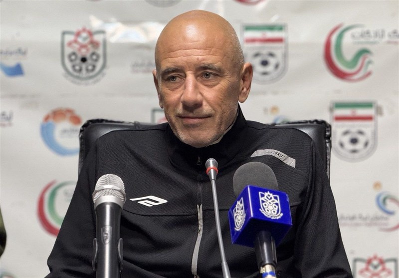 مربی تراکتور: برای شکست خیبر باید هر نظر آماده باشیم / نمایشی در شأن تراکتور ارائه می‌کنیم