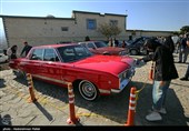 همایش خودروهای کلاسیک در همدان