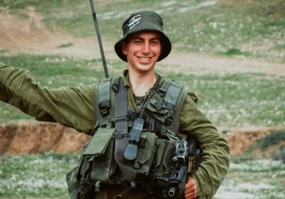 پیدا شدن بقایای جسد اسیر صهیونیست در غزه پس از 11 سال اسارت