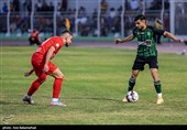 دیدار تیم های فوتبال خیبر خرم‌آباد و تراکتور تبریز