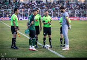دیدار تیم های فوتبال خیبر خرم‌آباد و تراکتور تبریز