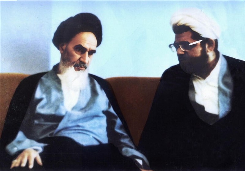 روایت ناگفته از ارتباط صوتی امام (ره) با مردم در روزهای تبعید/ چگونه حاج احمدآقا اجازه تحریف امام را نداد؟