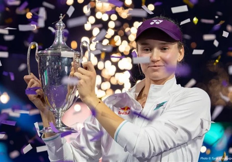 لحظه‌ای جنجالی در ریاض؛ لطفاً عکس نگیرید!