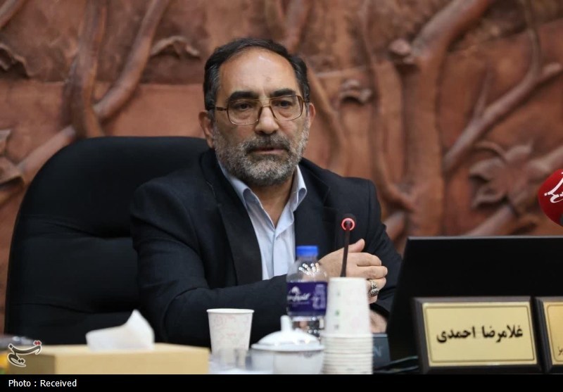 مبارزه با فساد را گفتمان خود قرار داده‌ایم