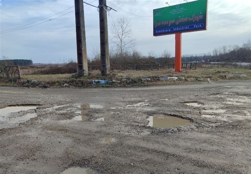 جاده مرگ در شهرک صنعتی صومعه‌سرا؛ مسئولیت بین 2 دستگاه دست‌به‌دست می‌شود