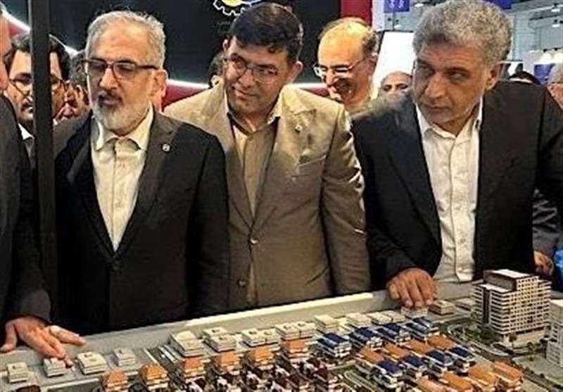 بازدید مدیرعامل بانک مسکن از نمایشگاه کیش اینوکس