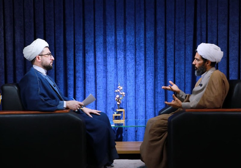 حوزه علمیه , صدسالگی حوزه علمیه قم , حوزه پیشرو و سرآمد , حوزه انقلابی , 