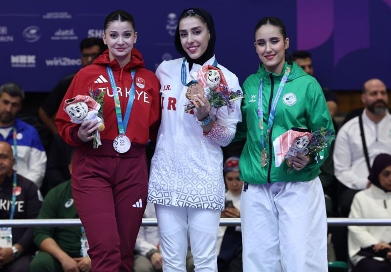 صادقی: خیلی خوشحالم که اولین طلای بانوان کاروان را کسب کردم