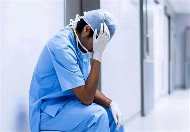افزایش خشونت علیه کادر درمان/وزارت بهداشت پیگیر دفاع از حقوق کادر درمان باشد