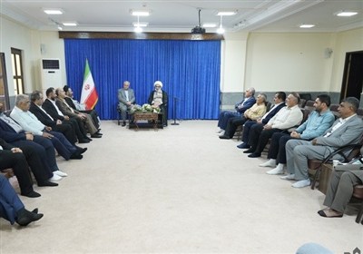 امام جمعه بوشهر: با محدودیت‌های غیرمنطقی در حوزه ته‌لنجی و کالای ملوانی مخالفم