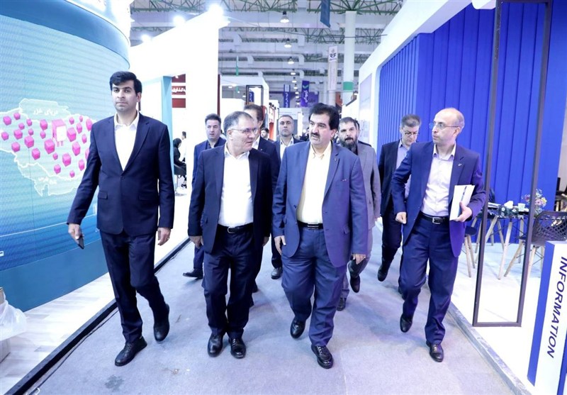 از کارت رفاهی تا فکتورینگ و سامانه SCF؛ ابزارهای نوین بانک رفاه کارگران برای تامین مالی بنگاه‌های اقتصادی