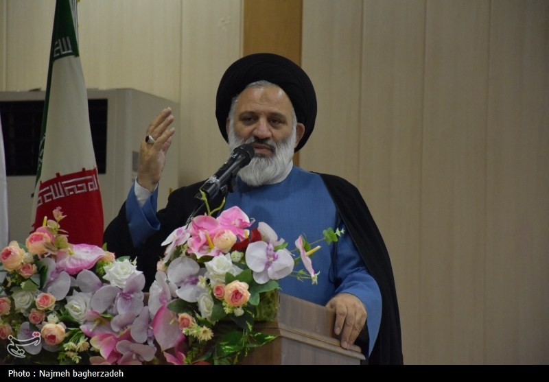 اعزام 8 هزار دانشجو به سرزمین وحی در  عمره دانشگاهی