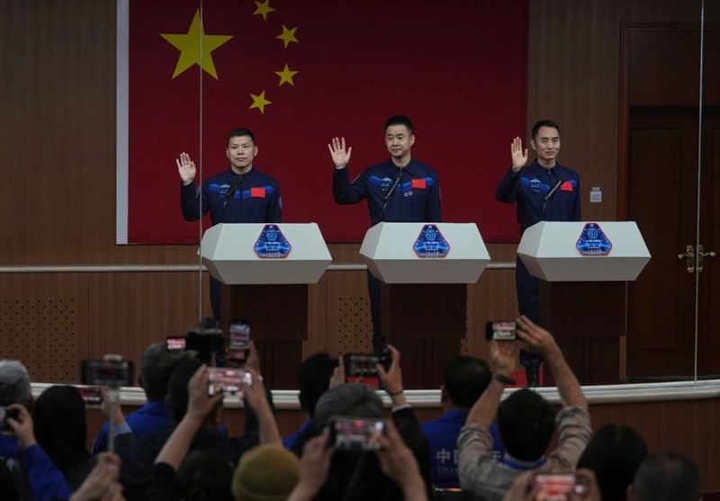 China’s Stranded Astronauts Returning From Space Station