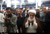 نماز طلب باران پیش از ظهر امروز به امامت آیت‌الله سید محمد سعیدی امام جمعه و تولیت آستان مقدس حضرت ف