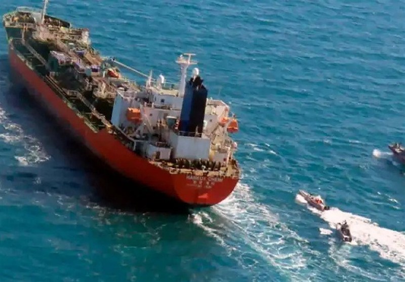 Нефтяное затоваривание на морях: сигнал геополитических перемен в энергетике