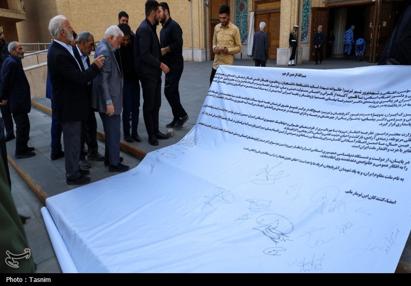 طومار نمازگزاران تبریز برای آزادی احمدرضا بیضایی