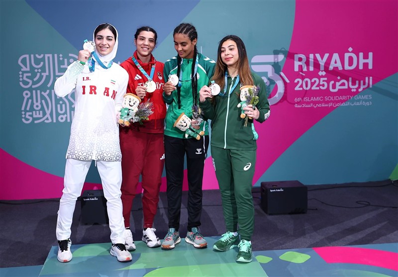 اکبری: با دست شکسته جنگیدیم/ امیدوارم جبران کنم