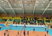 تیم والیبال ملل در خانه شکست خورد