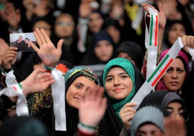 از سنگر خانه تا سنگر جهاد؛ بانوانی که تاریخ را ساختند