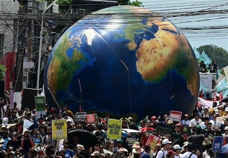 Tens of Thousands Demonstrate at COP30 Climate Summit in Brazil