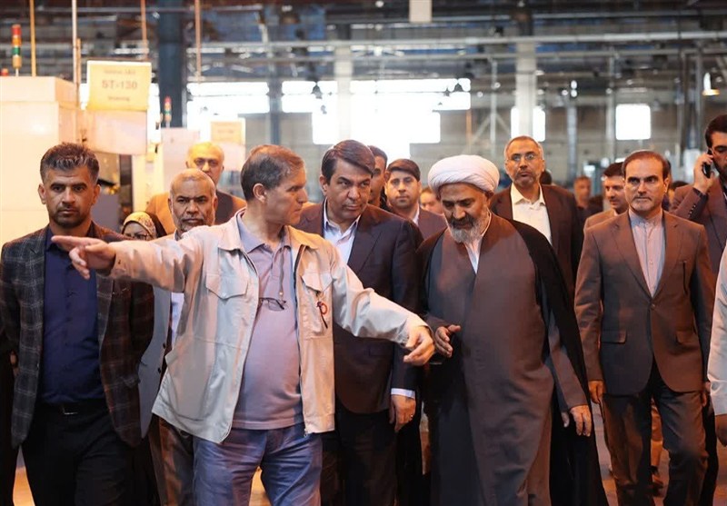 نقدی بر سفر اعضای کمیسیون اصل 90 به استان کرمان؛ وقتی درد مردم در برنامه سفر جایی ندارد