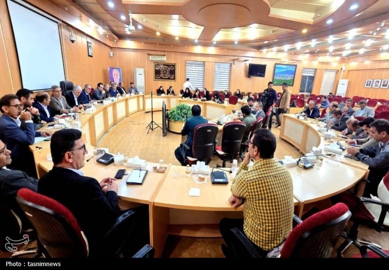 پیشنهاد استاندار به دولت: جایگزینی نیروگاه آبی سد خرسان با قطب خورشیدی 400 مگاواتی اخبار استان کهگیلویه و بویراحمد , سد خرسان , نظام مسائل استان کهگیلویه و بویراحمد ,