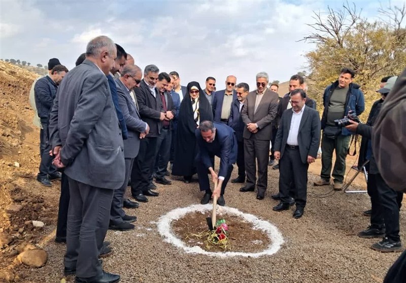 آغاز عملیات اجرایی بند انحرافی سد خاکی آبدیفه خرم‌آباد با حضور کمیسیون کشاورزی مجلس