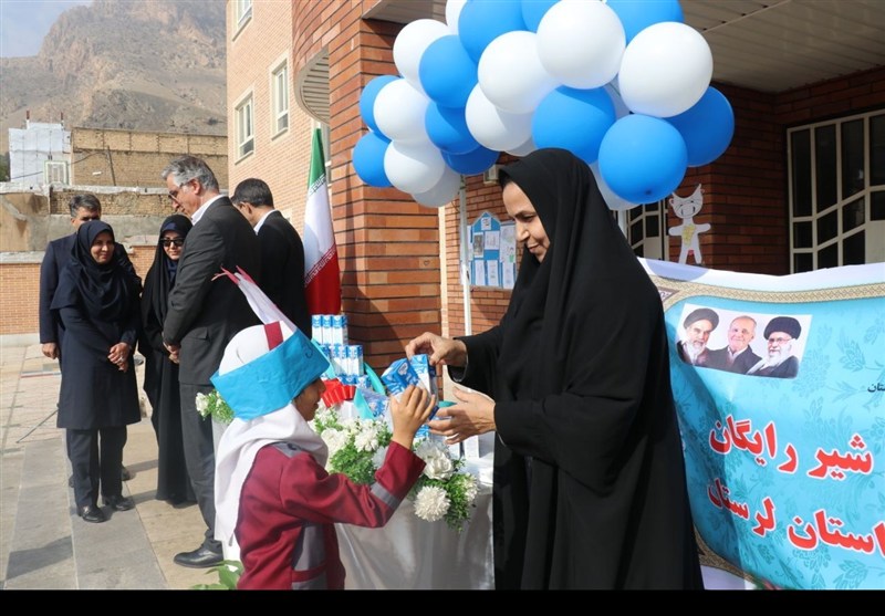 سرمایه‌گذاری 122 میلیاردی برای توزیع شیر رایگان بین دانش‌آموزان لرستان