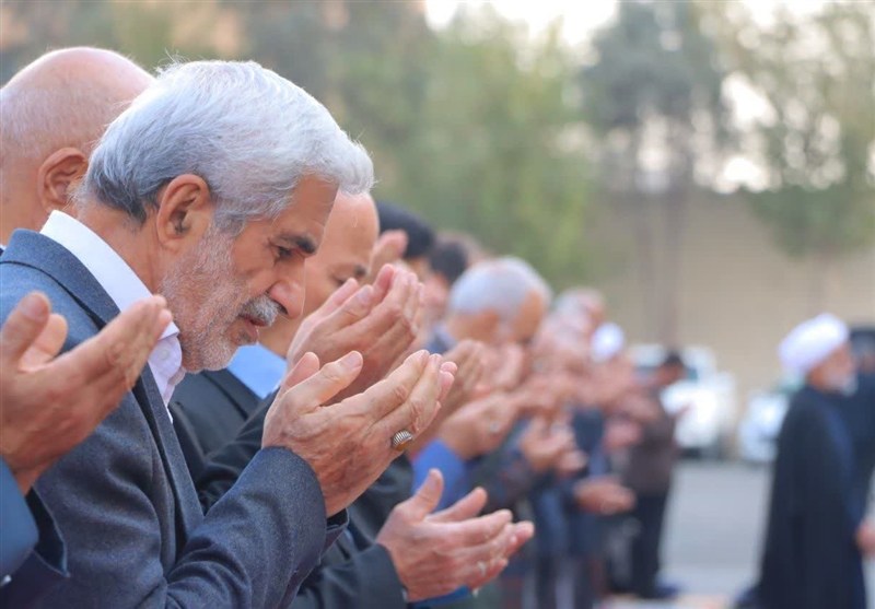 شکوه نماز باران در اسلامشهر؛ وقتی دعای فرودستان به آسمان رسید+تصویر