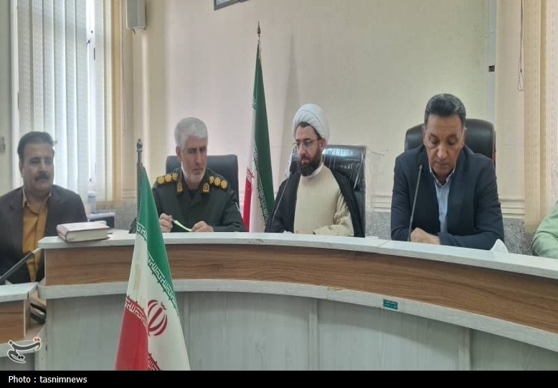 امام جمعه دهدشت: مدیران باید بی‌غرور، پاسخگو و در دسترس مردم باشند