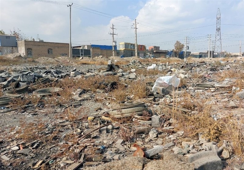 سناریوی دردناک آلودگی زیست‌محیطی در صباشهر ؛ اراضی کشاورزی قربانی اقتصاد سیاهِ ضایعات