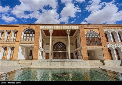 Историческое здание «Курдского дома» в Сенендедже