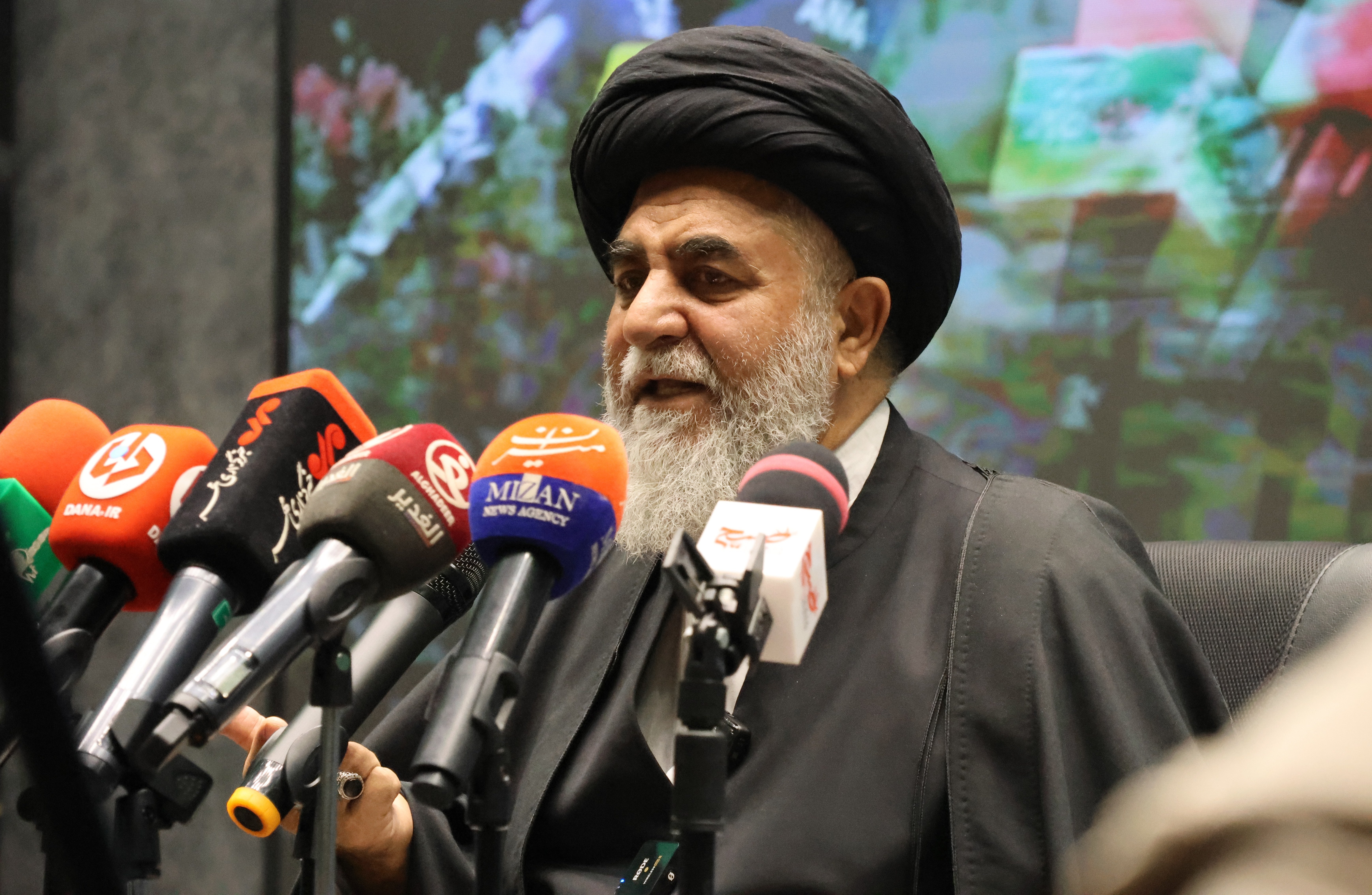 جمکران مشعل امید و مقاومت در جهان