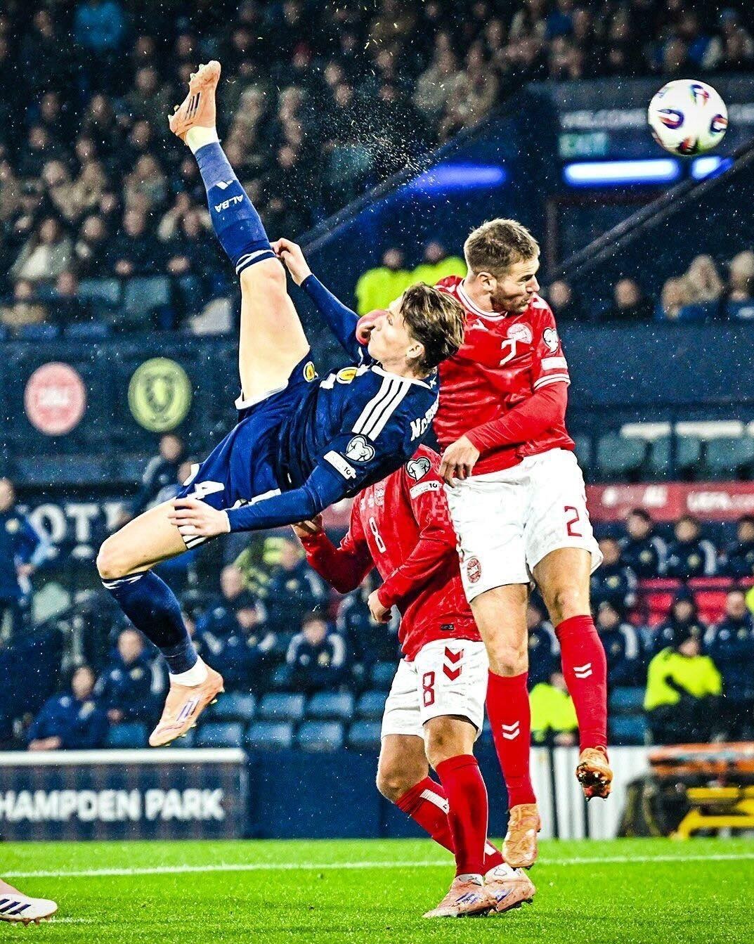 کلارک: برای صعود به جام جهانی همه خطرات را به جان خریدیم 1 تیم ملی فوتبال اسکاتلند , تیم ملی فوتبال دانمارک , جام جهانی فوتبال ,