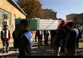 استقبال از 4 شهید گمنام دفاع مقدس در دبیرستان شریعتی همدان